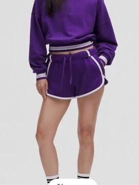 Lululemon scuba oversized shorts